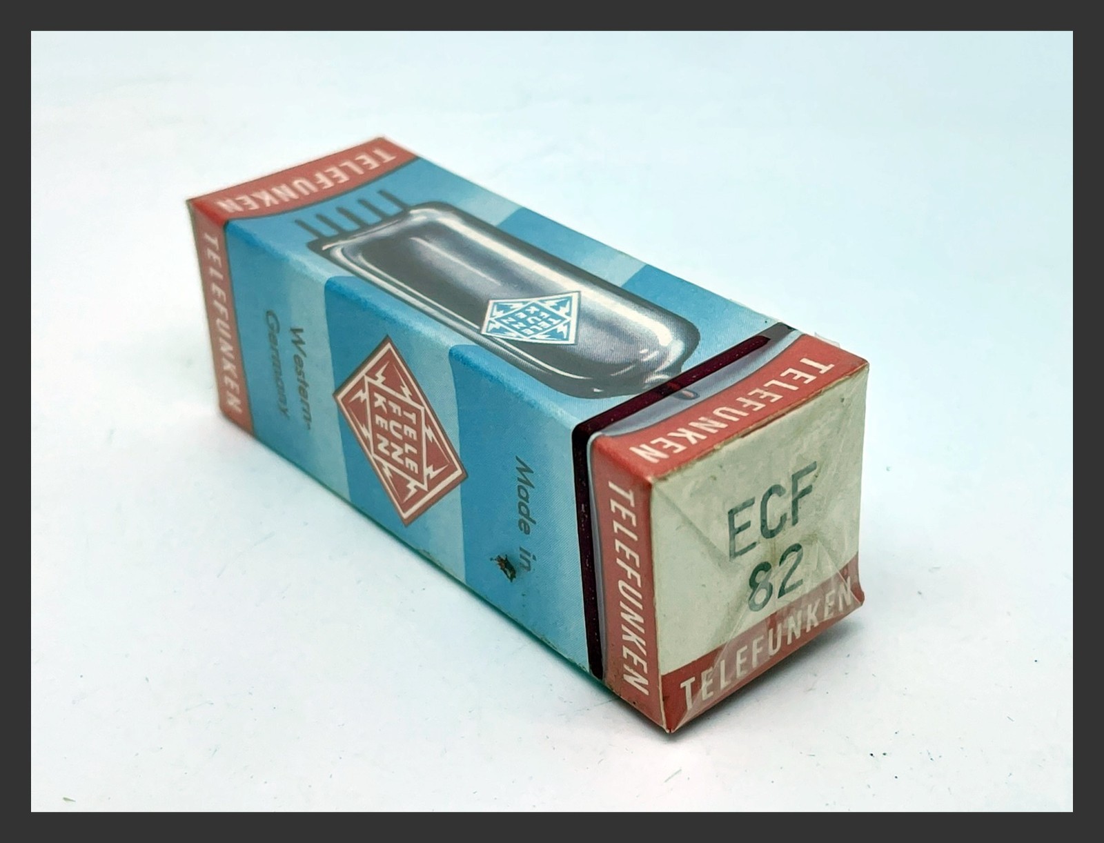 1 x NOS SEALED Telefunken ECF82 6U8 Diamond Triode Pentode Vacuum Tube