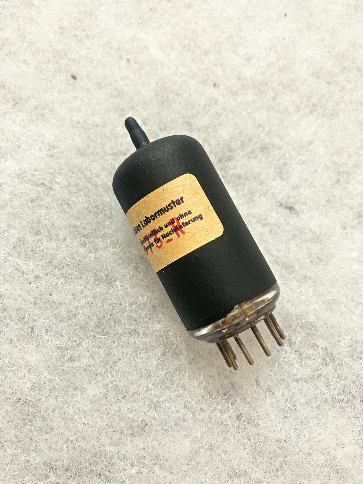 One Telefunken G73-R Black Coated Glass ECC82 12AU7 ECC802S Diamond Bottom NOS