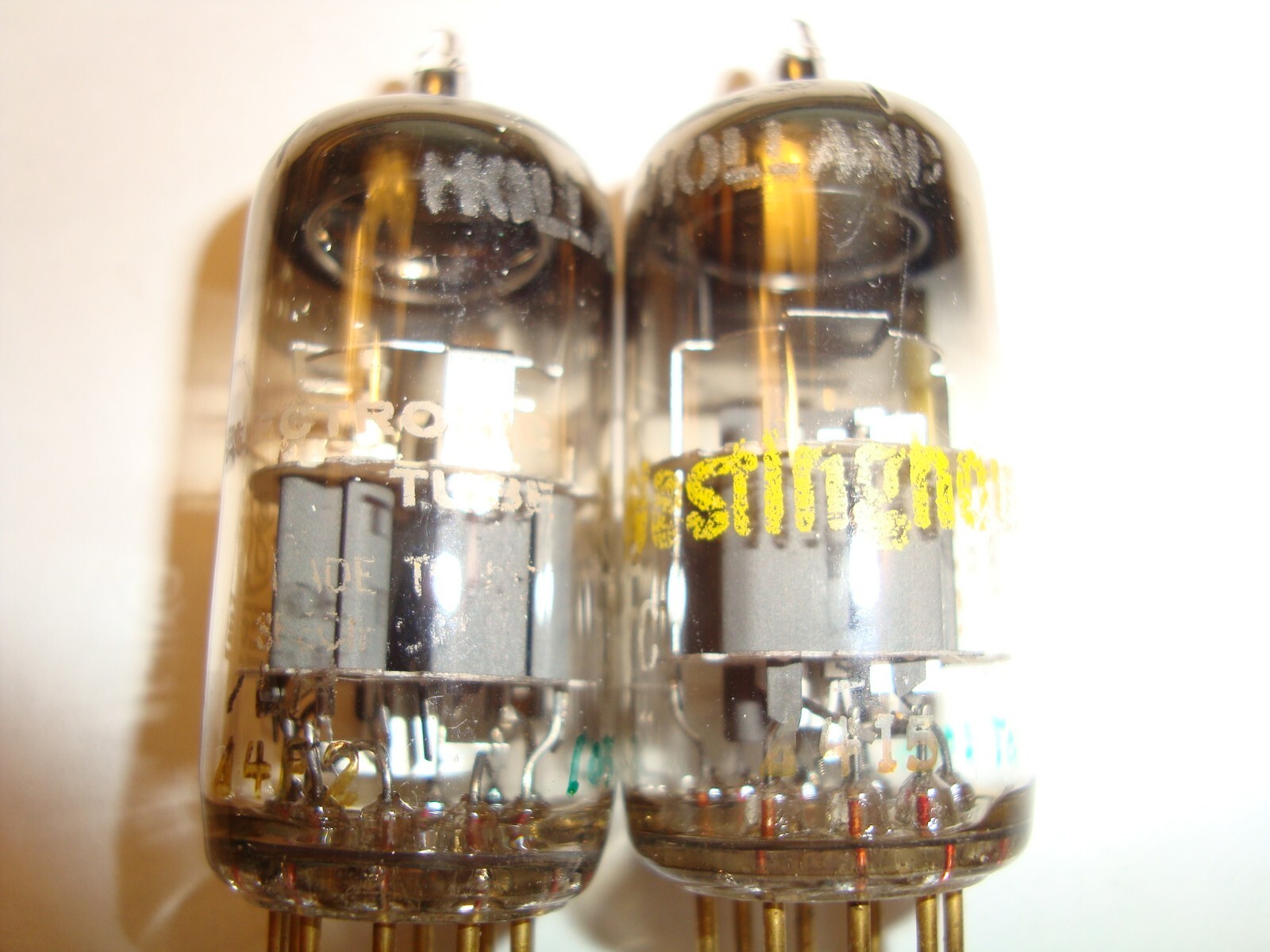 One Matched Pair of Philips 6922 Tubes, In WH & CGE Brands, High Ratings