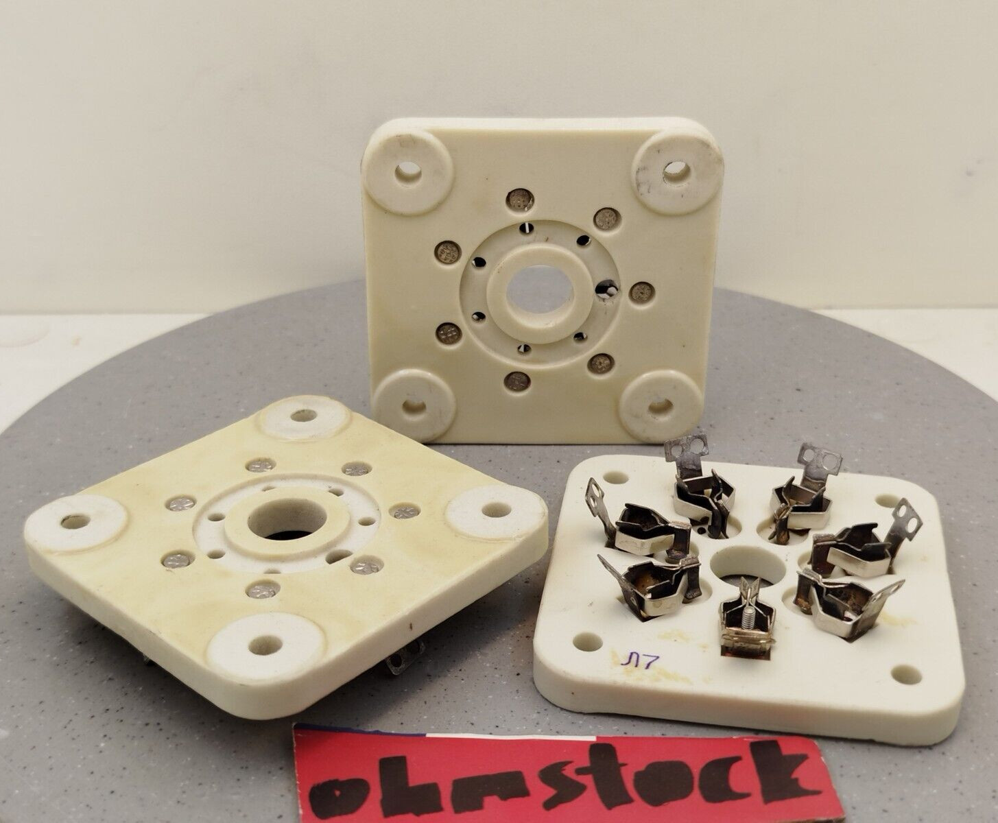 PLK7-1(B7A) x2 – Ceramic Valve Base for 829B/6A6/GMI-6/6S33S/GU-29 – Audio DIY