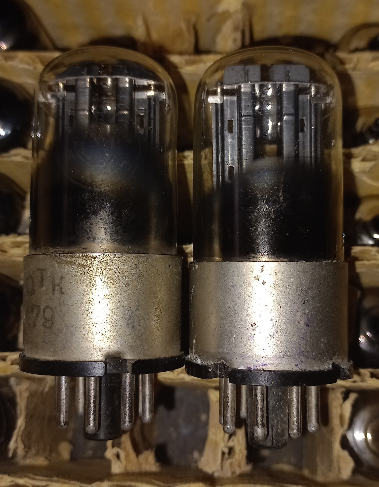 2 x MELZ 6N8S 6SN7 Metal Base Tubes