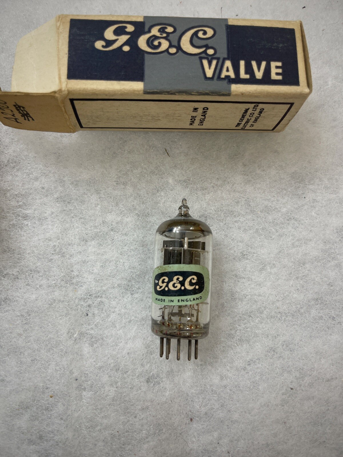 GEC A2900 CV6091 B309 12AT7 black Welded plate Disc Getter NOS Tested Rare